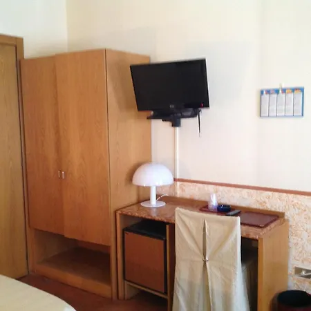 Roma 3*