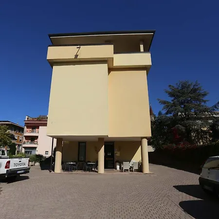 Roma 3* Буссоленго