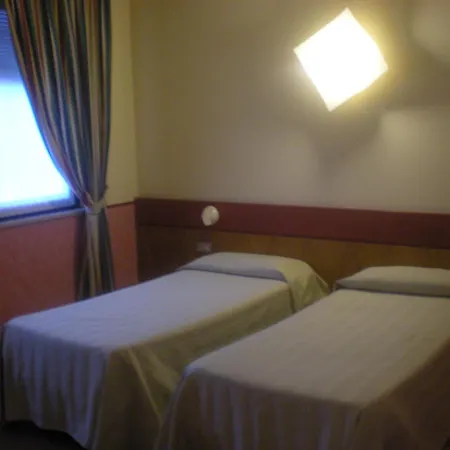 Roma 3* Буссоленго