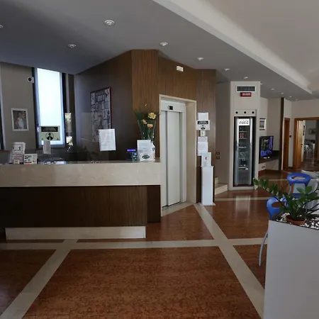 Roma Отель Буссоленго