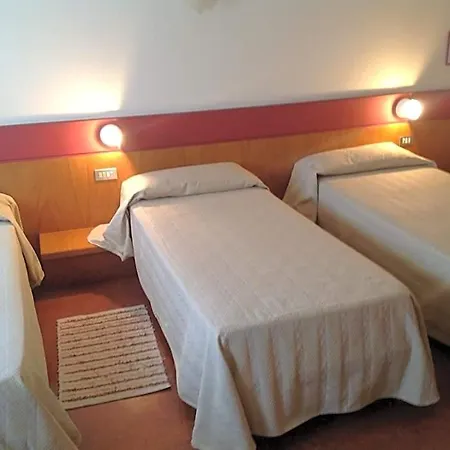 Roma 3* Буссоленго