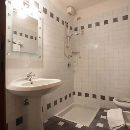 Roma Hotel